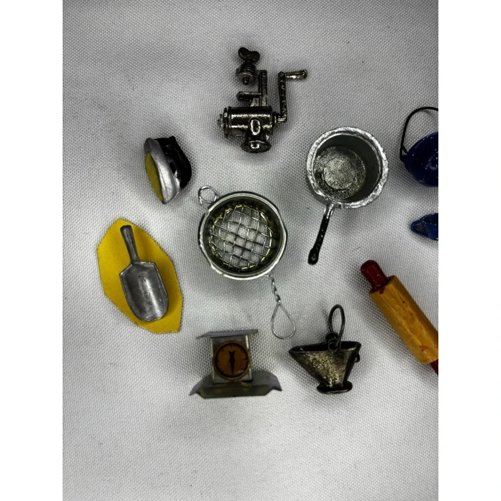 25 Dollhouse Miniature Kitchen Baking Pans, Silverware, Iron, Grinder, Utensils